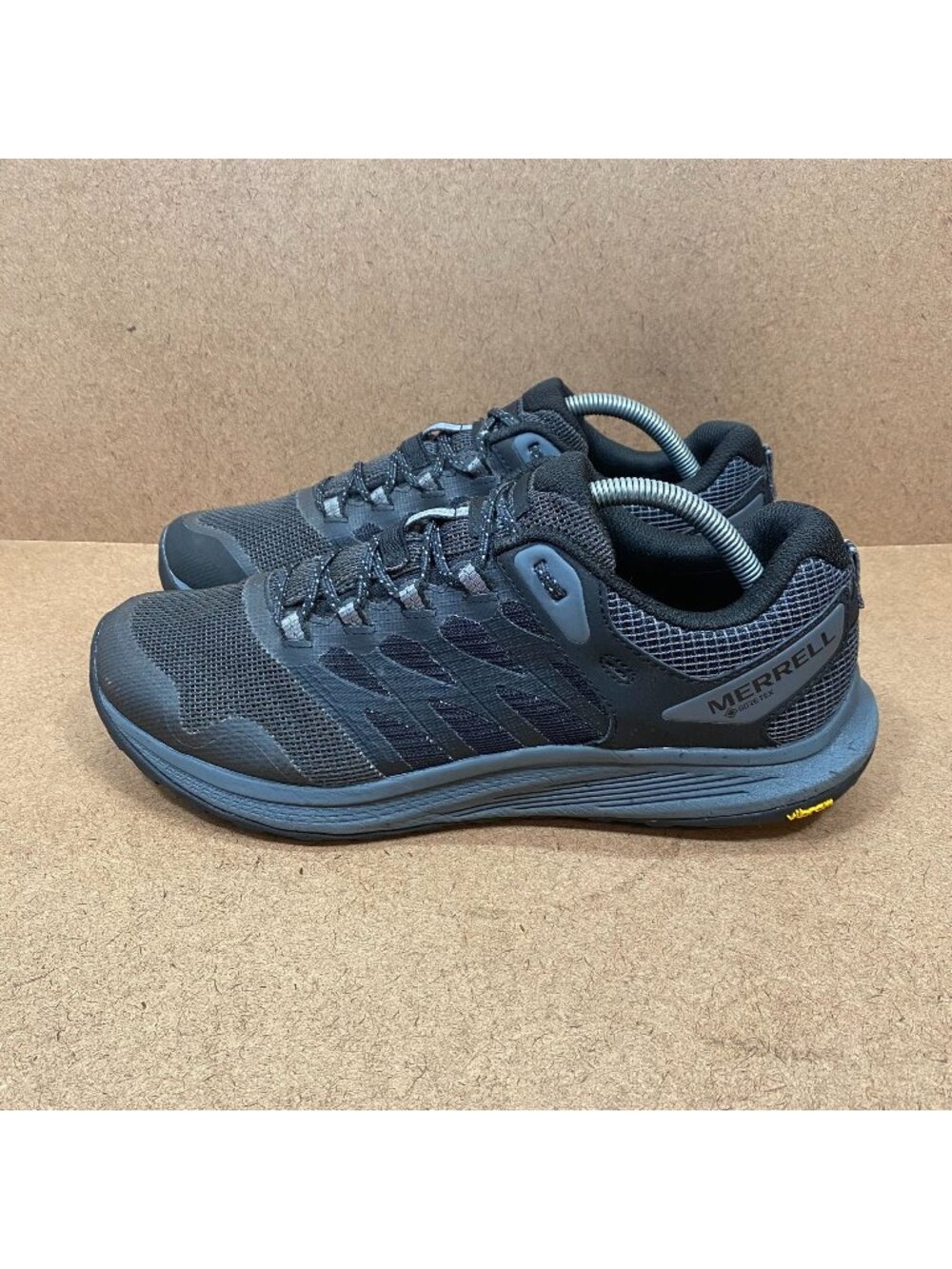 Merrell Mens Nova 3 Gore-Tex Trail Running Shoes Size 10 Black Vibram Sole